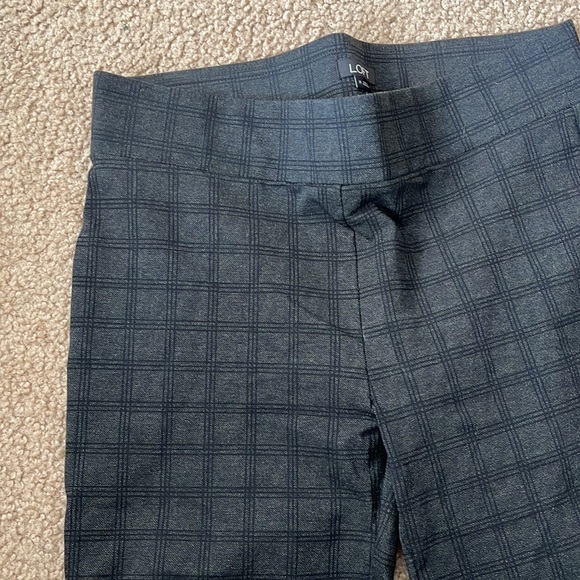 Stretchy Checkered Pants - Picture 2 of 2